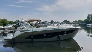 Thumbnail von Cranchi Zaffiro 35 Lying Elsewhere