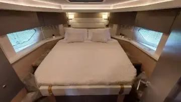 Thumbnail von Cranchi Zaffiro 35 Lying Elsewhere