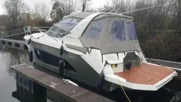 Thumbnail von Cranchi Zaffiro 35 Lying Elsewhere