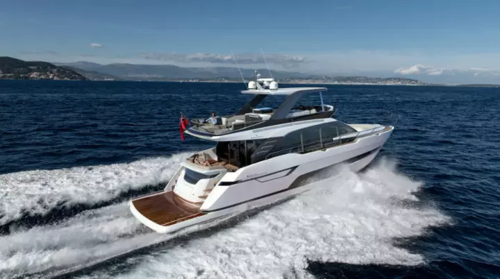 Fairline Squadron 68