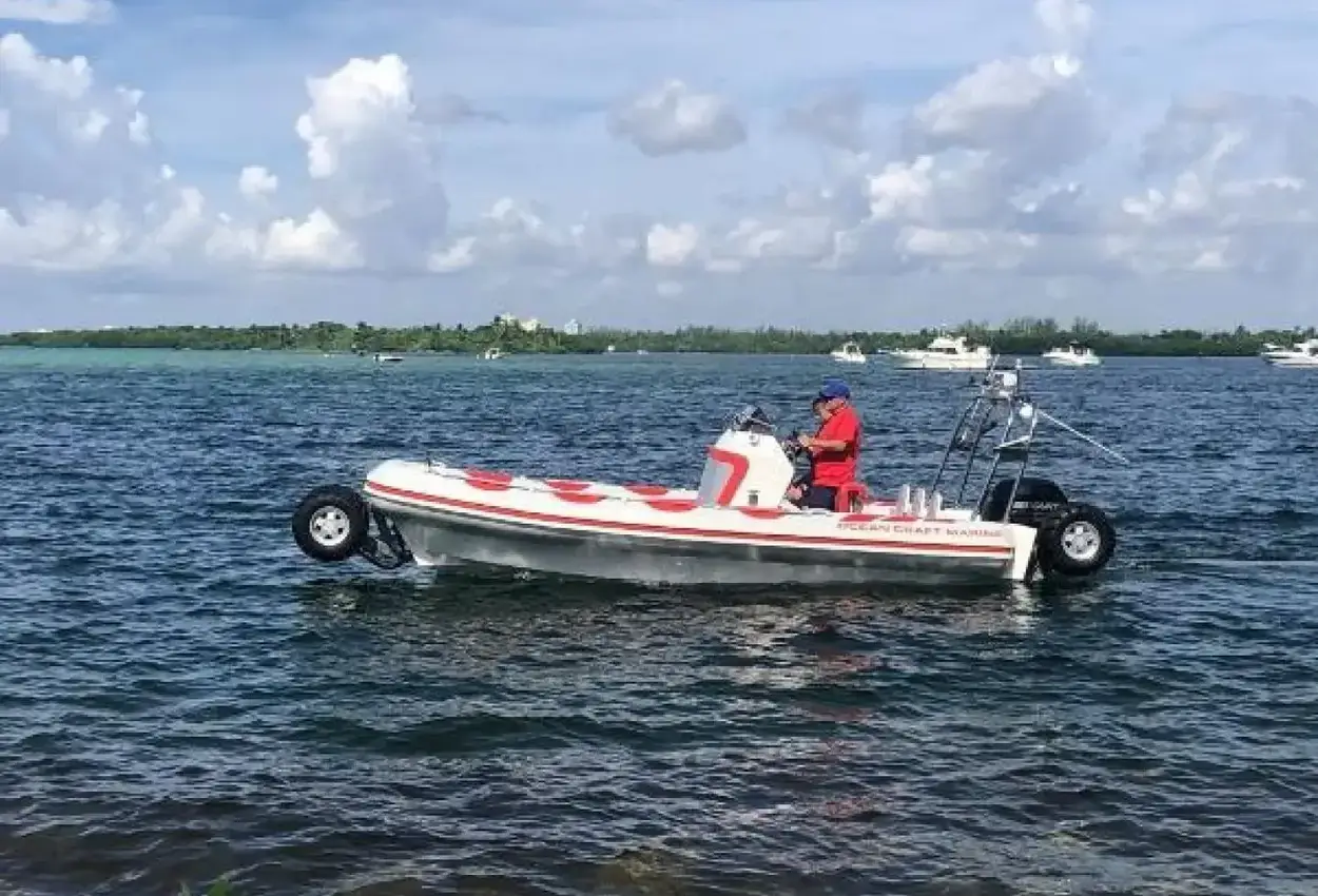 Thumbnail von Ocean Craft Marine 7.1 M Amphibious