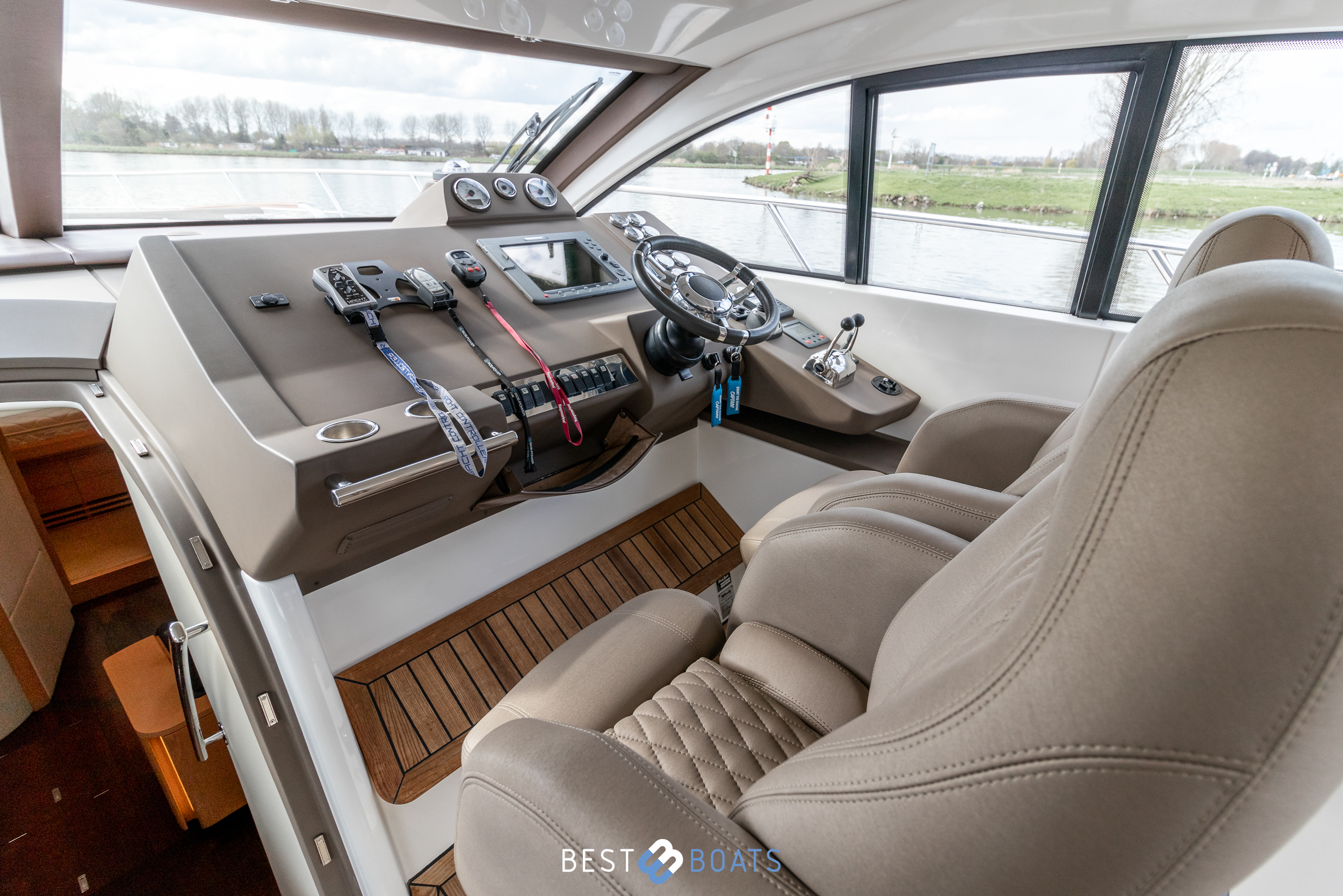 Thumbnail von Windy 48 Triton