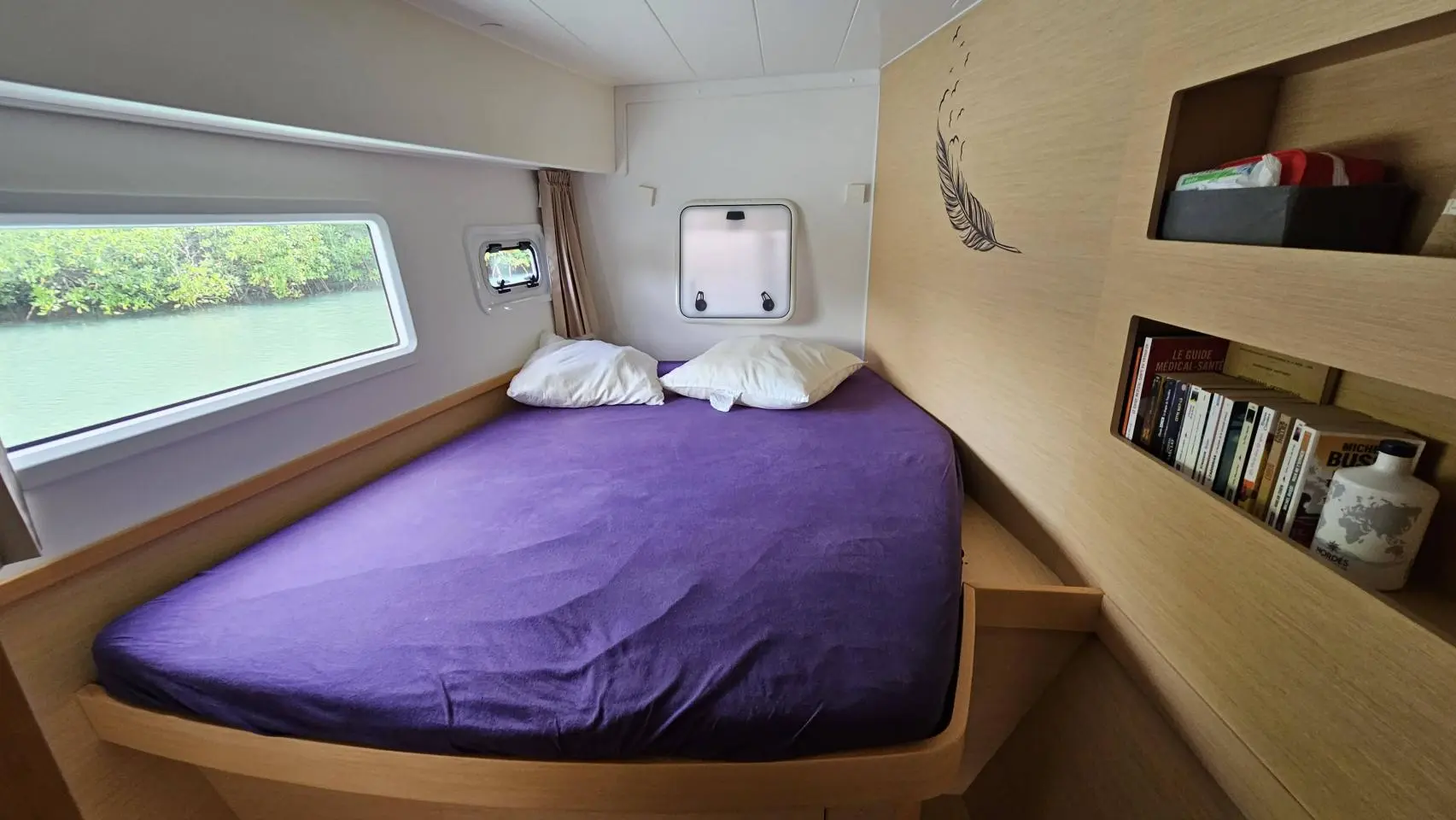 Thumbnail von Lagoon 42 RE MONDE