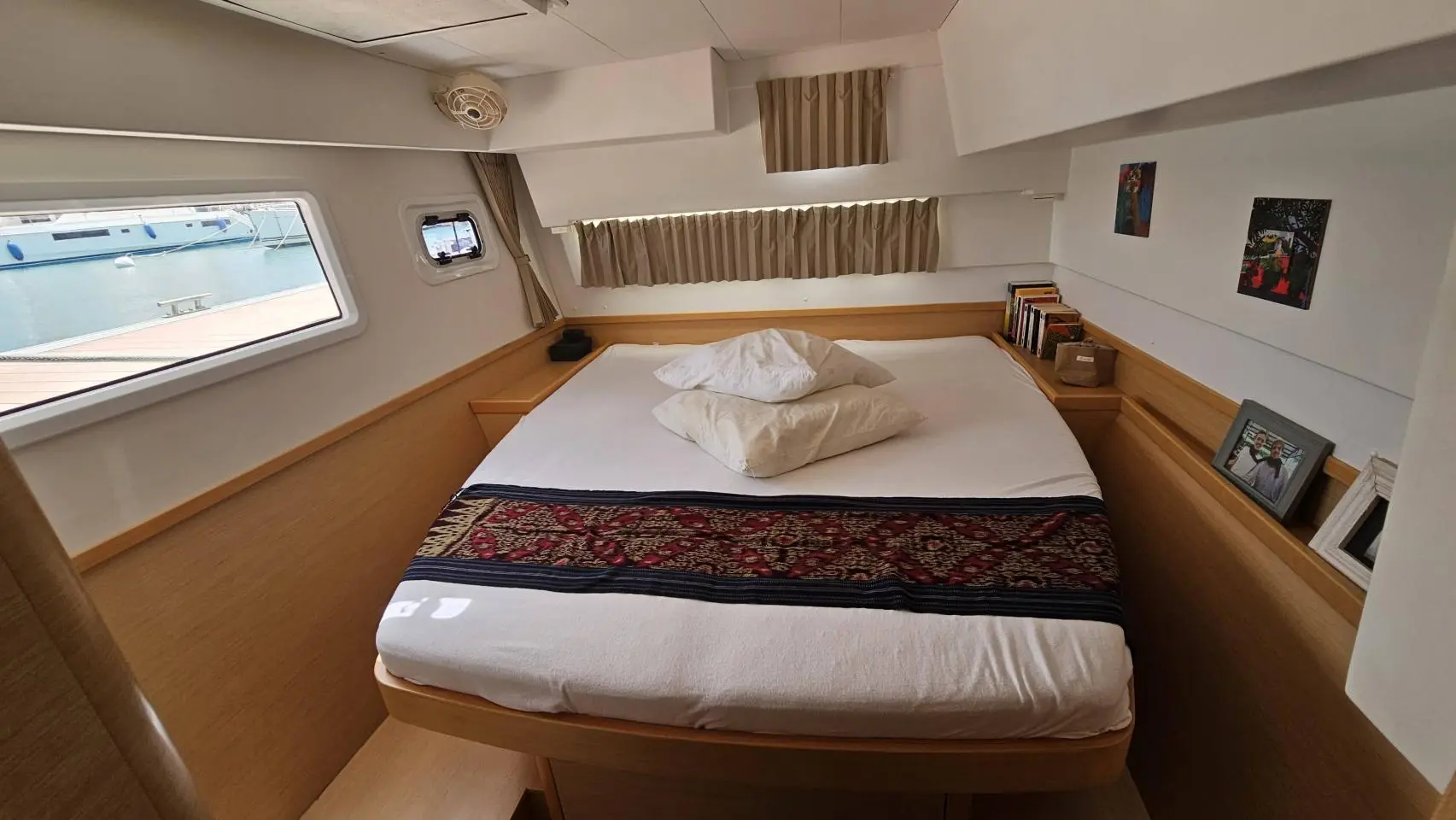 Thumbnail von Lagoon 42 RE MONDE