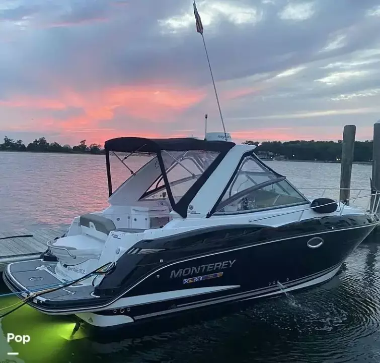 Monterey 295 Sport Yacht