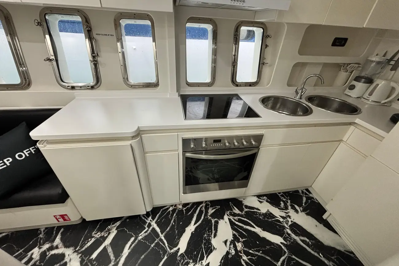 Thumbnail von Mangusta 72