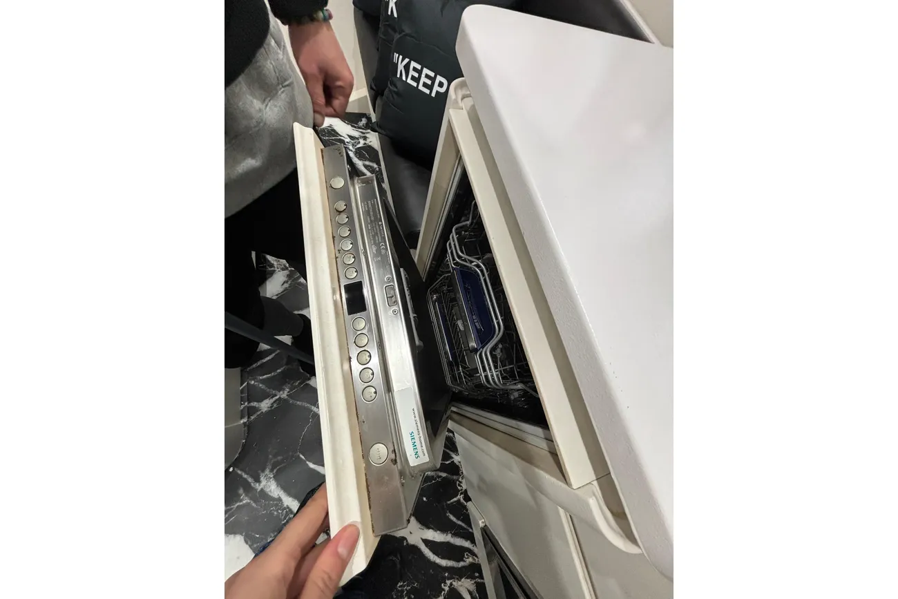 Thumbnail von Mangusta 72