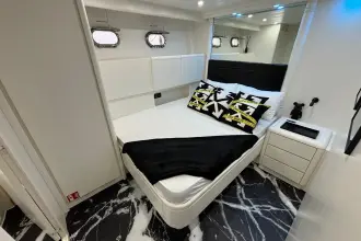 Thumbnail von Mangusta 72