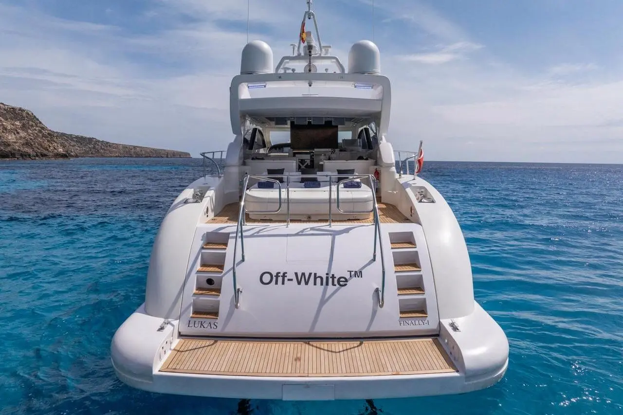 Thumbnail von Mangusta 72