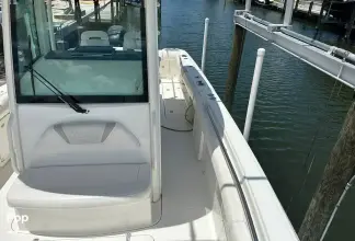 Thumbnail von Boston Whaler 320 Outrage