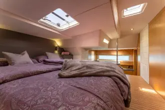 Thumbnail von Privilege Serie 5