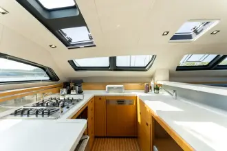 Thumbnail von Privilege Serie 5