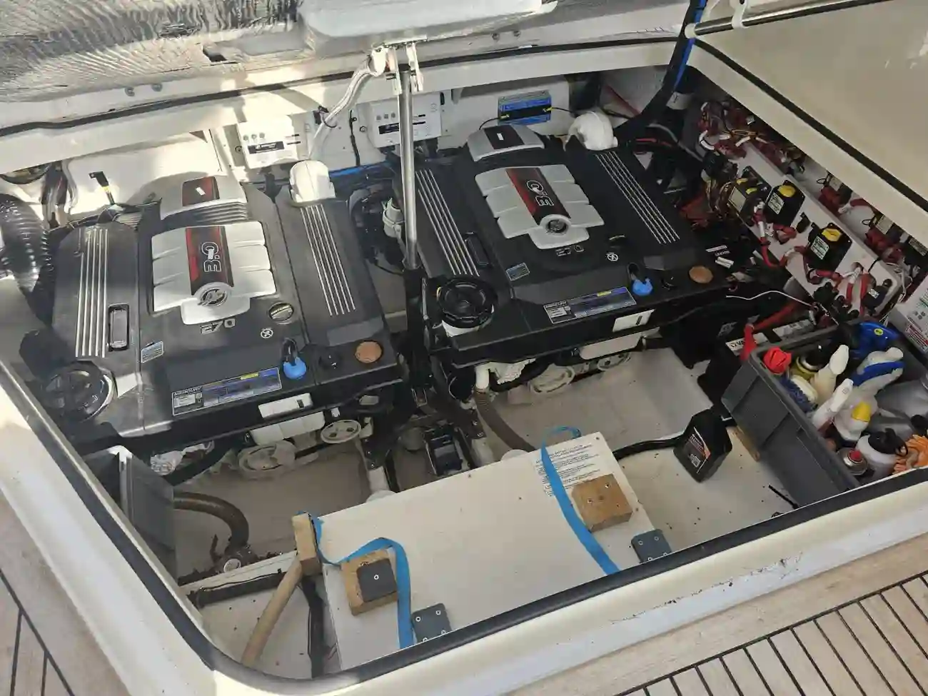 Thumbnail von Sea Ray 320 Sundancer