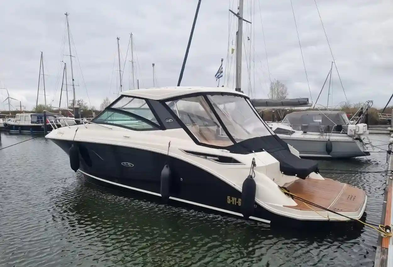 Thumbnail von Sea Ray 320 Sundancer