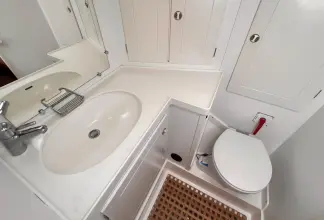 Thumbnail von Hallberg-Rassy 62 CONTRARIAN