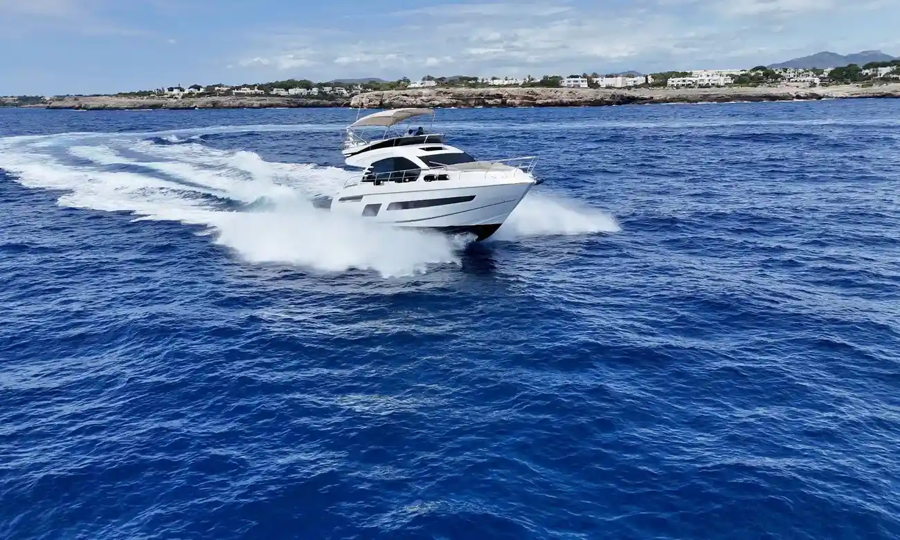 Thumbnail von Fairline Squadron 53