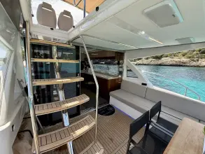 Thumbnail von Fairline Squadron 53