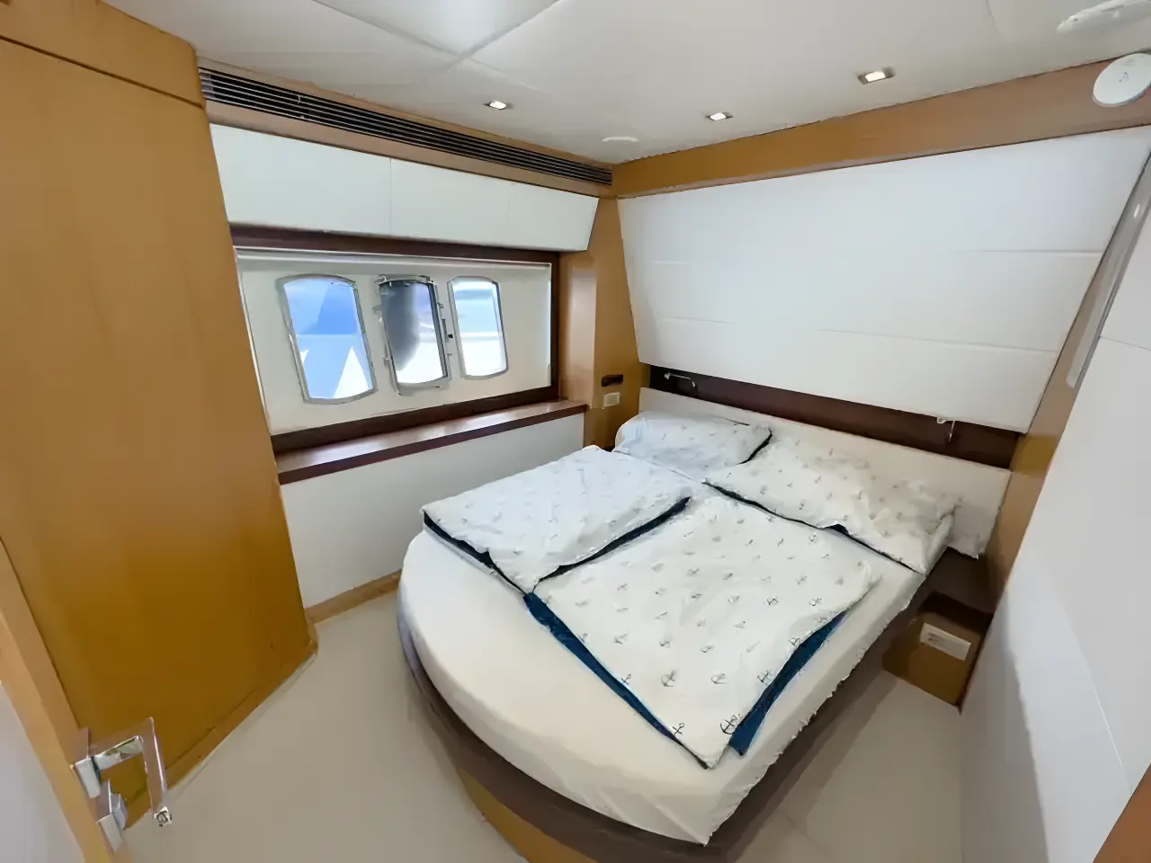 Thumbnail von Absolute 52 STY