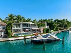 Sunseeker Predator 60 ESSENCE