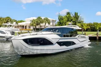 Thumbnail von Absolute 48 Coupe