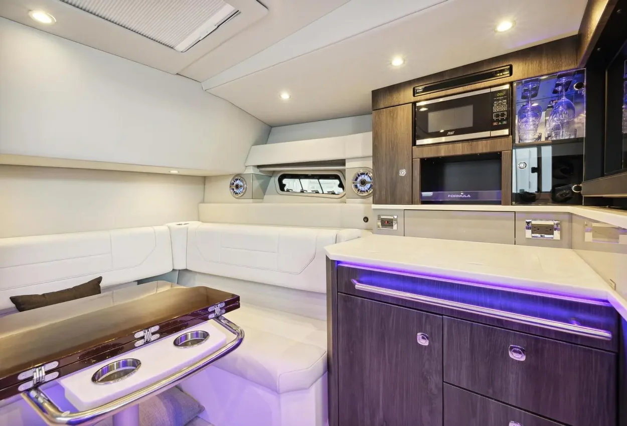 Thumbnail von Formula 430 SSC