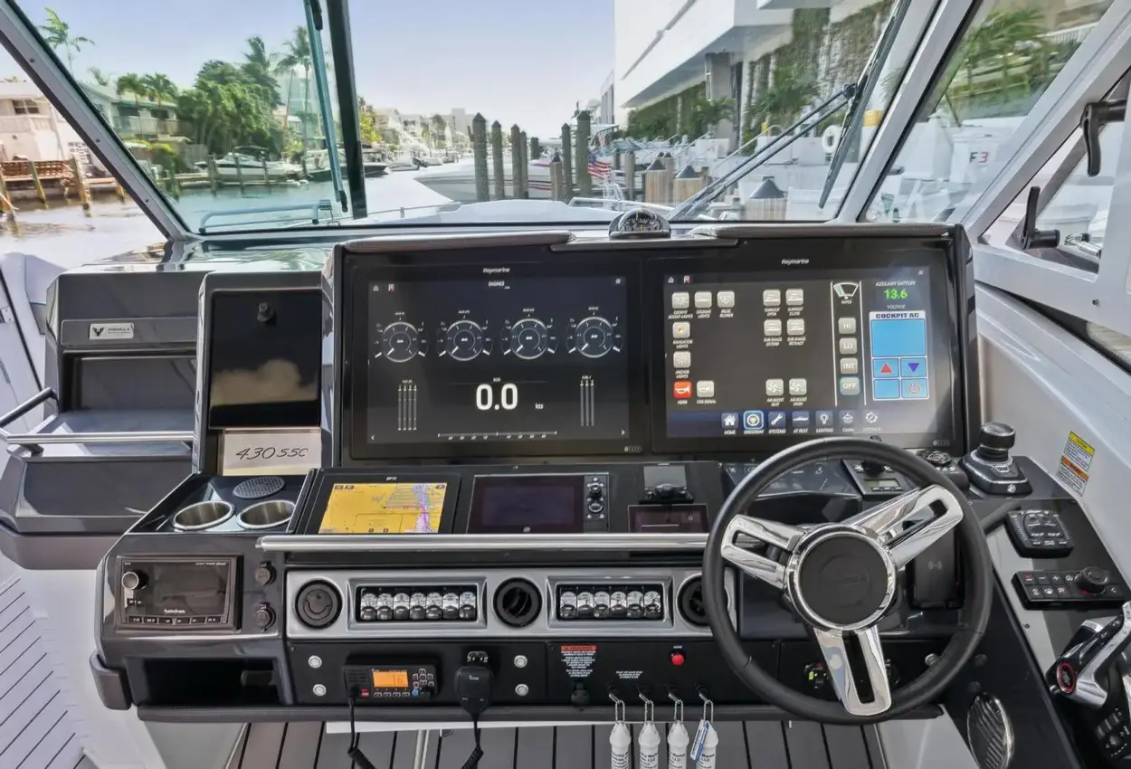 Thumbnail von Formula 430 SSC