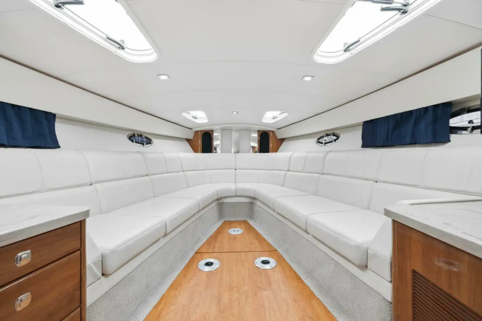 Thumbnail von Formula 400 SS