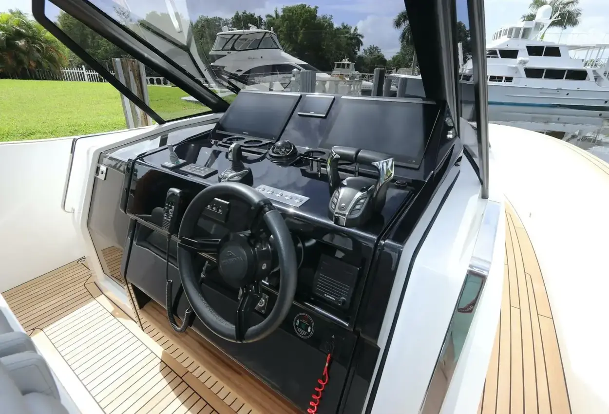 Thumbnail von Astondoa 377 Coupe Outboard