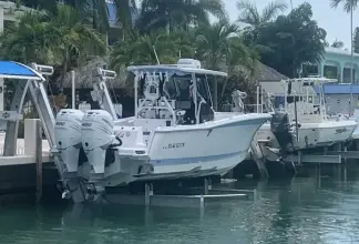 Thumbnail von Blackfin 302 CC