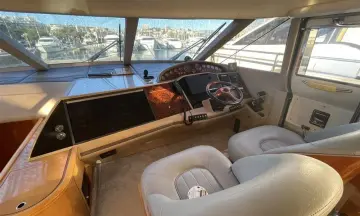 Thumbnail von Princess 61 BATEAU 9