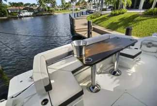 Thumbnail von Cruisers Yachts 54 Cantius Catch Me