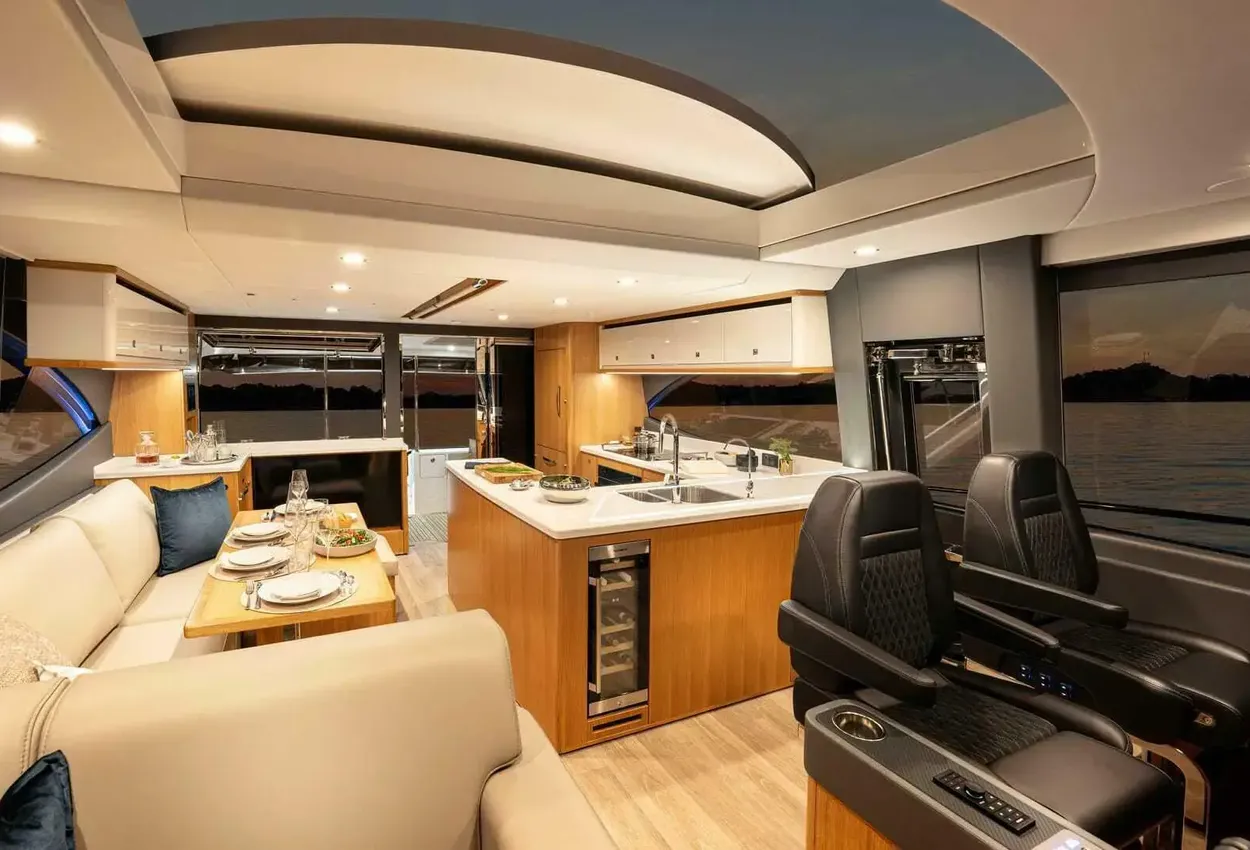 Thumbnail von Riviera 585 Suv