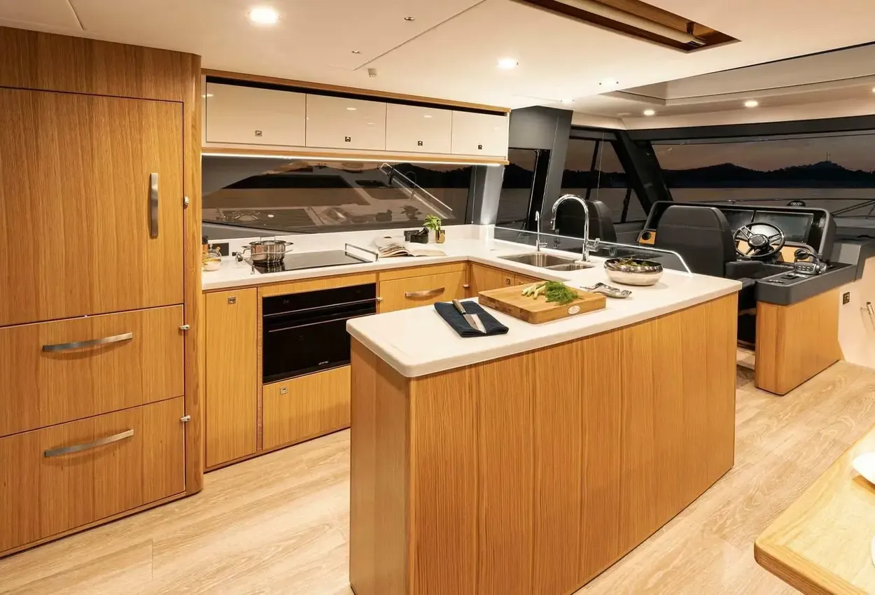 Thumbnail von Riviera 585 Suv