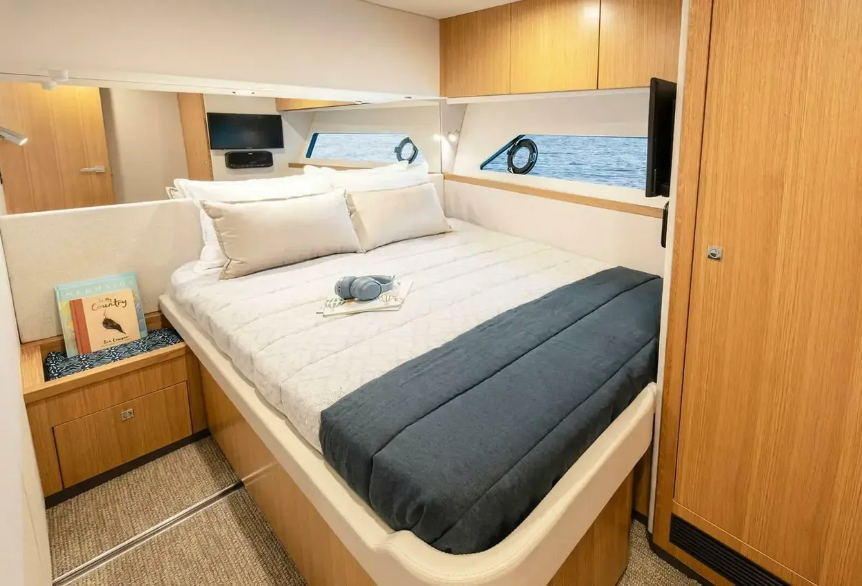 Thumbnail von Riviera 585 Suv