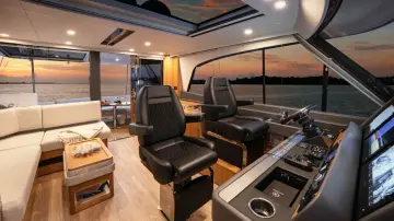 Thumbnail von Riviera Sports Motor Yacht 58