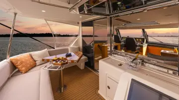 Thumbnail von Riviera Sports Motor Yacht 58