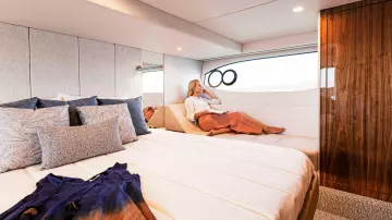 Thumbnail von Riviera Sport Yacht Platinum Edition 4600