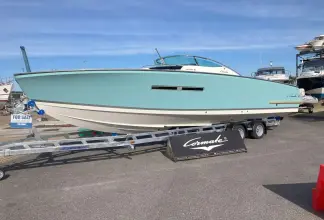 Cormate Chase 32