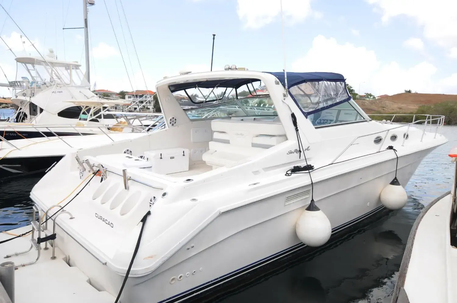 Sea Ray 440 Sundancer