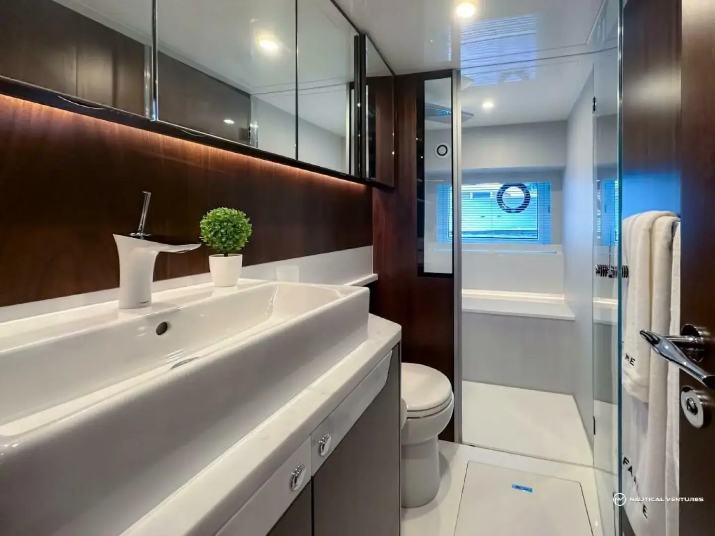 Thumbnail von Fairline Phantom 65