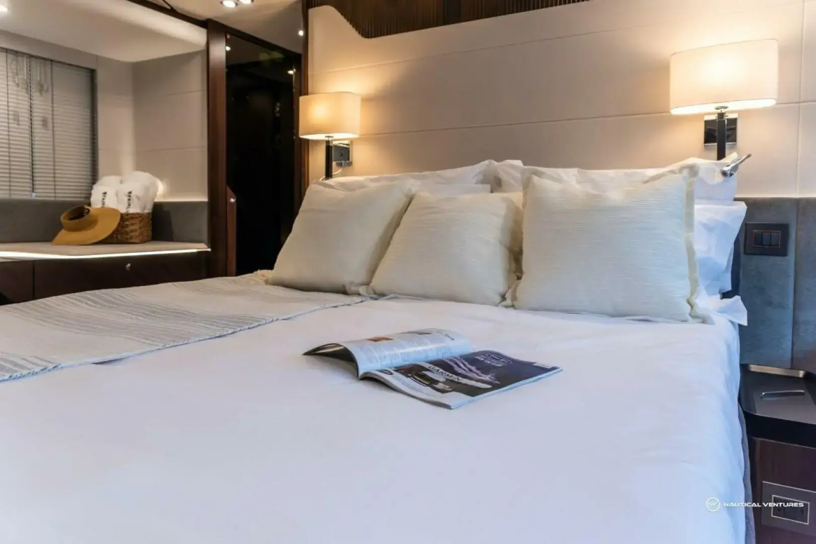 Thumbnail von Fairline Phantom 65