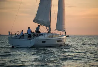 Thumbnail von Beneteau Oceanis 40.1