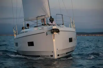 Thumbnail von Beneteau Oceanis 40.1
