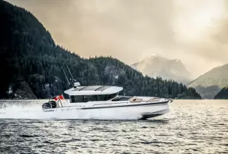 Thumbnail von Axopar 37 XC Cross Cabin