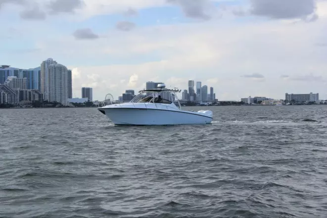 Fountain 33 Sportfish Cruiser