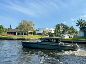 Thumbnail von Brabus Shadow 900 XC Cross Cabin