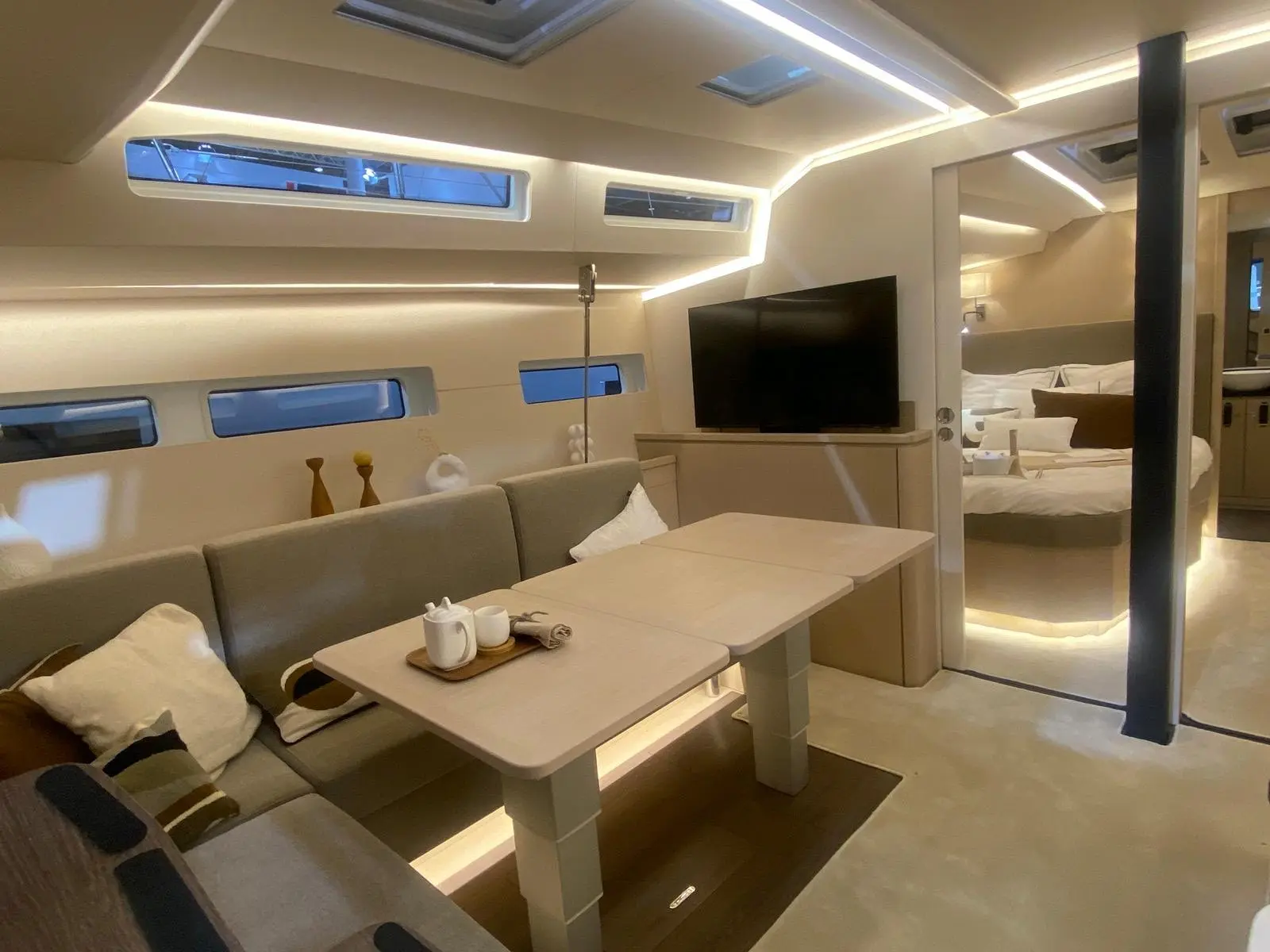 Thumbnail von Jeanneau Yachts 55