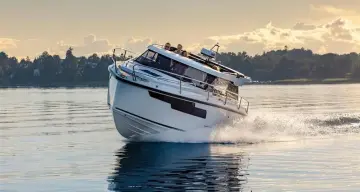 Thumbnail von Aquador 30 HT