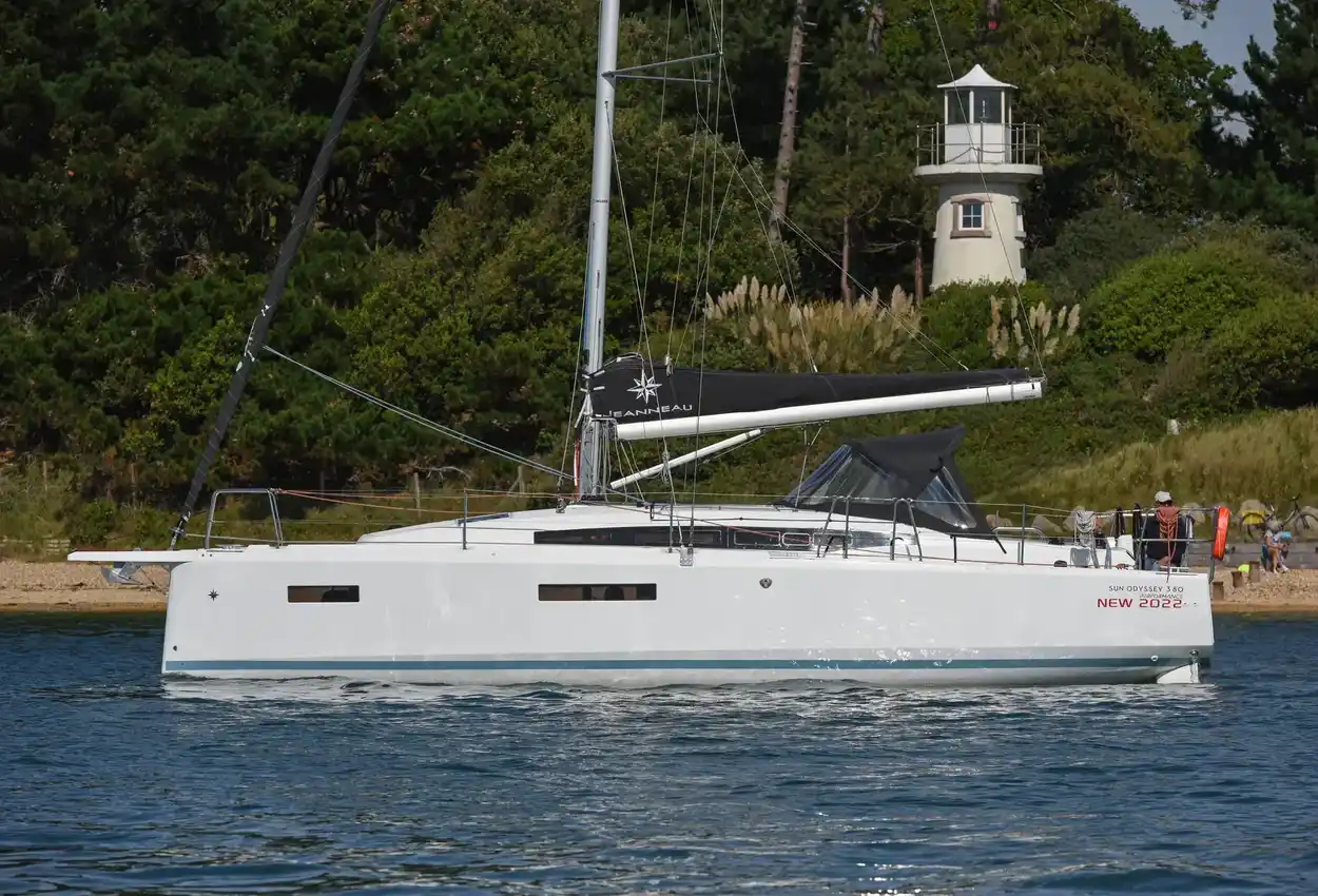 Jeanneau Sun Odyssey 380