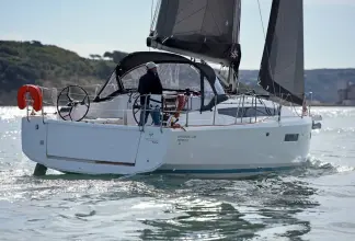Thumbnail von Jeanneau Sun Odyssey 380